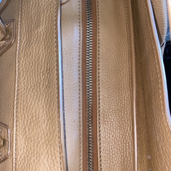 Celine luggage MM - Picture 7 of 10